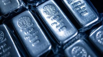 توقعات إريك سبورت حول قفزة الفضة لمستوى 300 دولار تثير الجدل بالأسواق العالمية